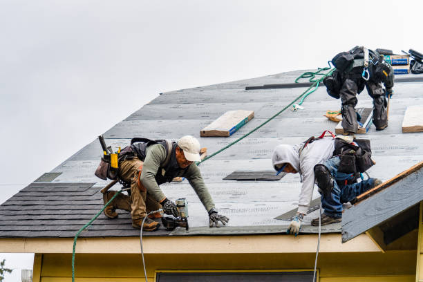 Professional Gutter Installation technician working in Norwich, OH